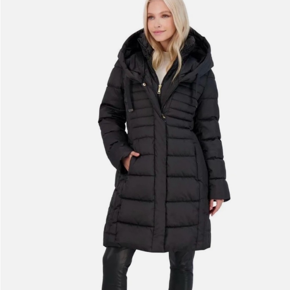 Tahari Women's Black Hooded Puffer Jacket